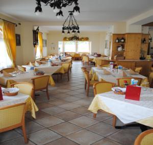Hotel Bernard Canazei Zewnętrze zdjęcie