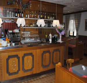 Hotel Bernard Canazei Zewnętrze zdjęcie